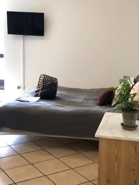 Allesø Gl. sognefoged gård Odense Rom bilde